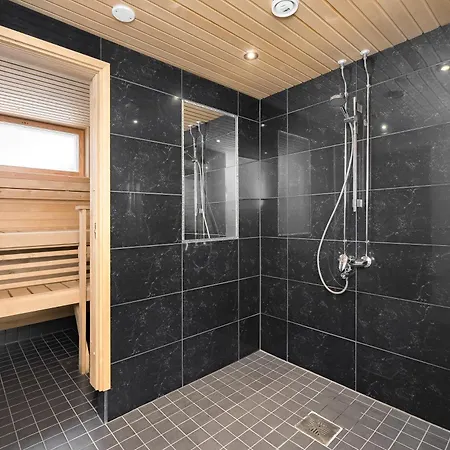 Апартаменты Cozy With Outside Jacuzzi And Sauna *