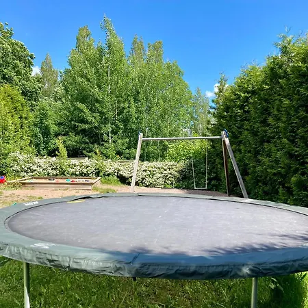 Cozy With Outside Jacuzzi And Sauna